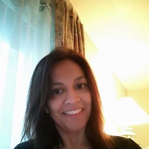 Meet your Posher, Pam